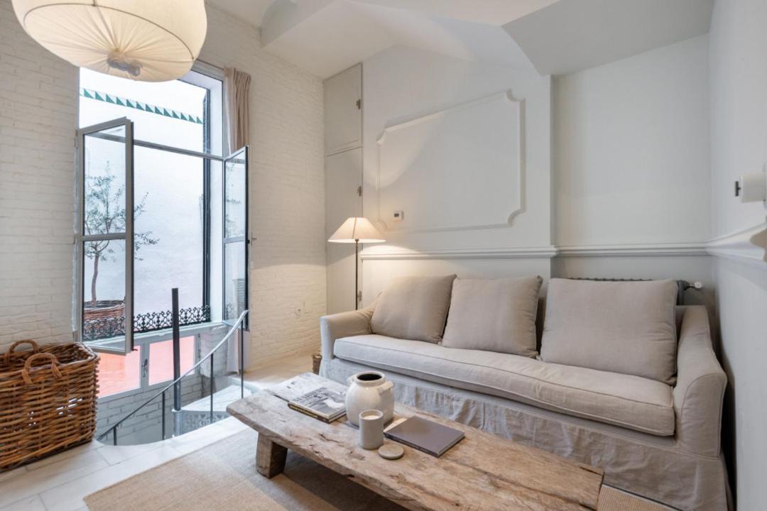 Apartamento 3 Bedrooms 2 Bathrooms Furnished - Malasana - Terrace - Bright In Downtown Area - Mintystay Madrid
